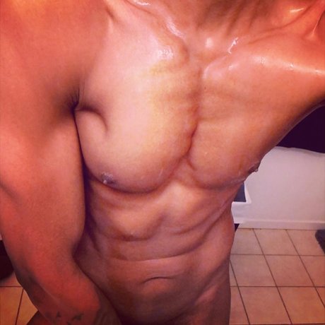 XXXclusive porn only fans