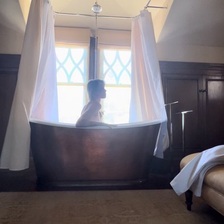 ChiaraCalifornia only fans