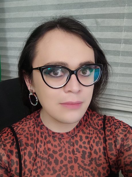 Closer Friends leaks onlyfans