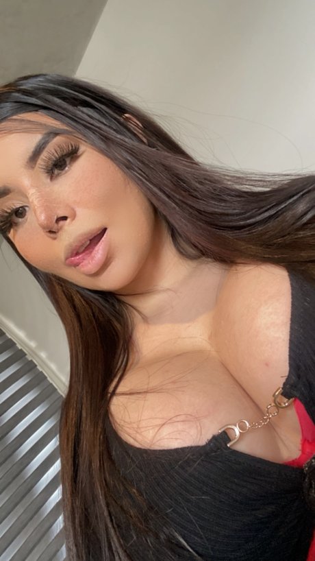 Alexa Rodriguez onlyfans striptease
