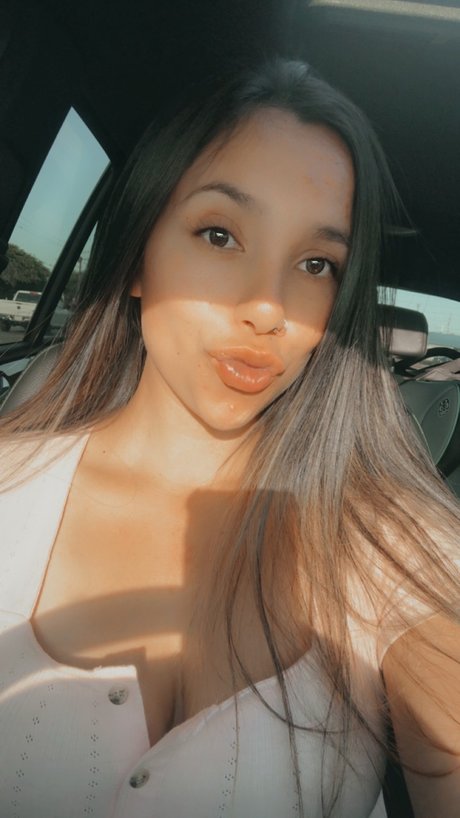 Rose Hudgens onlyfans leaks