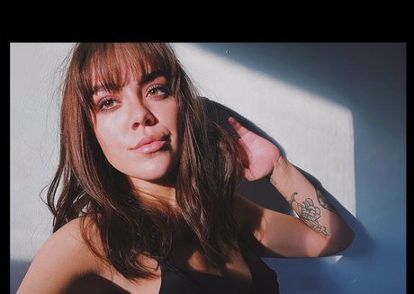 Punchy Mama nudes only fans