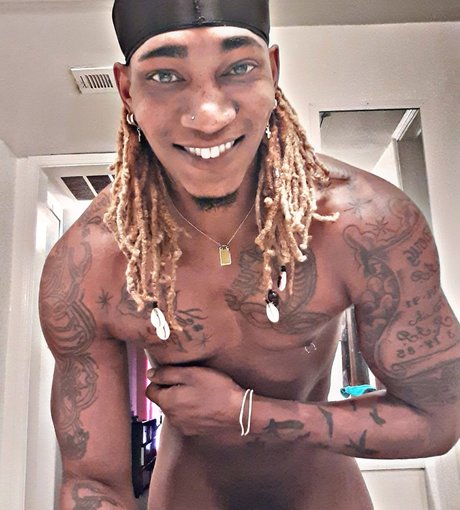 Douglas White onlyfans nude