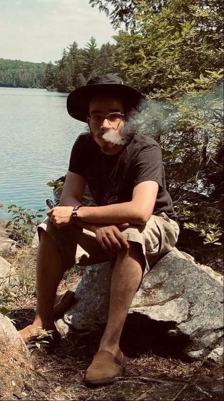 Professional Stoner onlyfans free