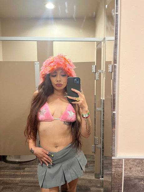 Dulce Marie onlyfans model