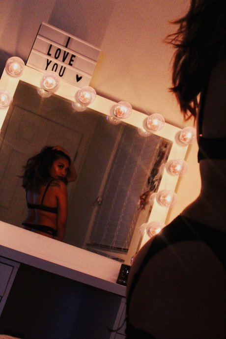 _Yuna Mae_ only fans nude