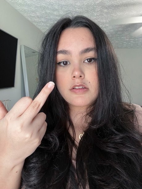 Princess Lyla onlyfans strip