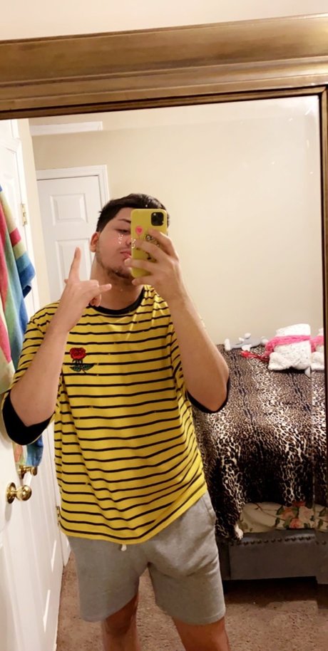 Denis Rivas nude onlyfans leaks