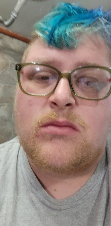 Chubs McKensie nude only fans