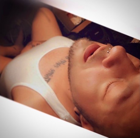 Queer Stoner onlyfans nudes porn