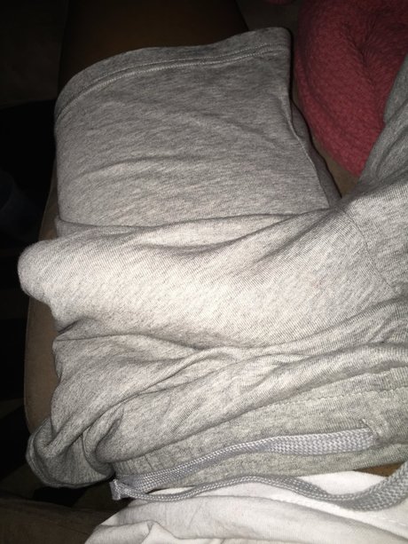 YKWYFGO onlyfans nudes leak