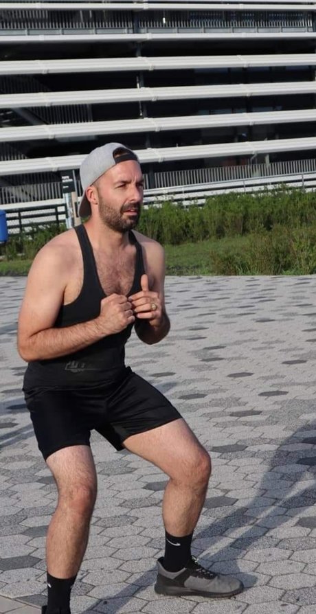 Nick De Vuyst naked onlyfans pics