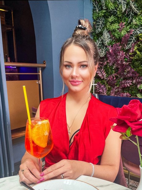 Valentinne nudes onlyfans