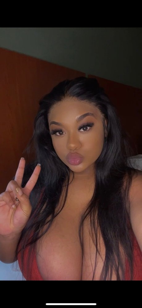 Queen Angela nude leaked onlyfans