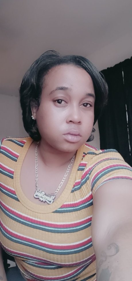 Diamond33 onlyfans pics leaked