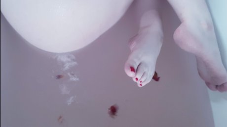 DeadlyCurves onlyfans ass