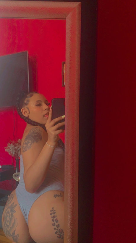 BADDIEBADDIE onlyfans sextape leak