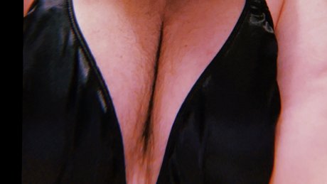 Luckie the pup onlyfans naked