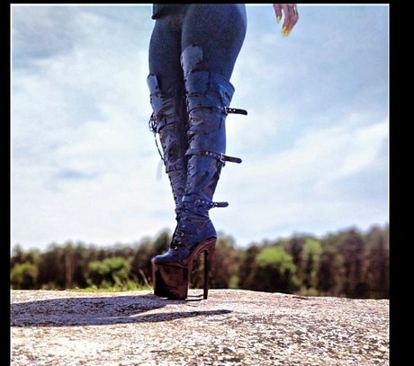 Miss Sonya only fans pic