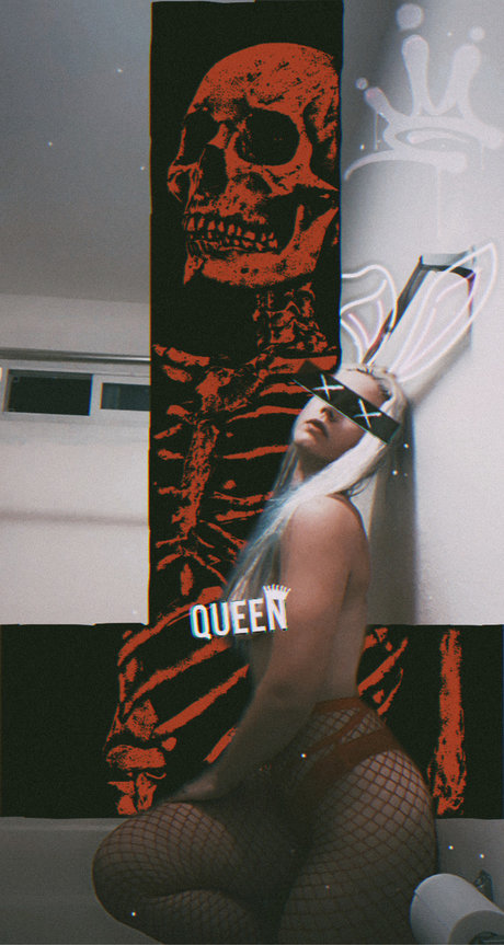 Thee Queen Swallower_ onlyfans naked porn