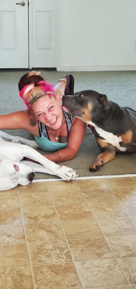 To hott to handle only fans photos