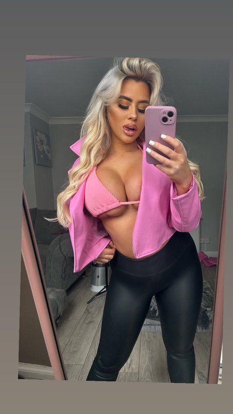 Queen Brooklyn tits onlyfans