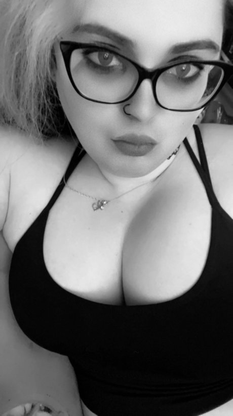 Queen Brittany onlyfans content leaked