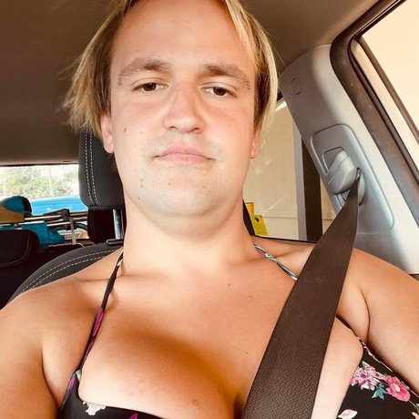 Penelope Diamond onlyfans leaked sex