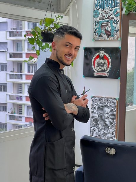 _Naked barber_ onlyfans full