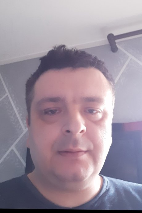 Dejan C_ topless onlyfans