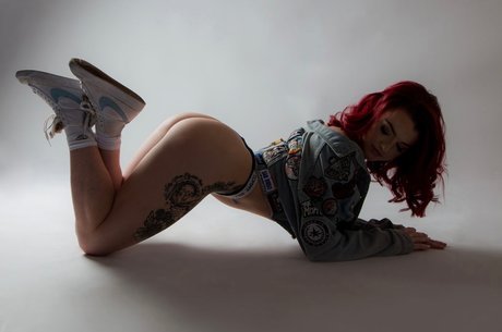 Darcy Babex onlyfans leaked tits