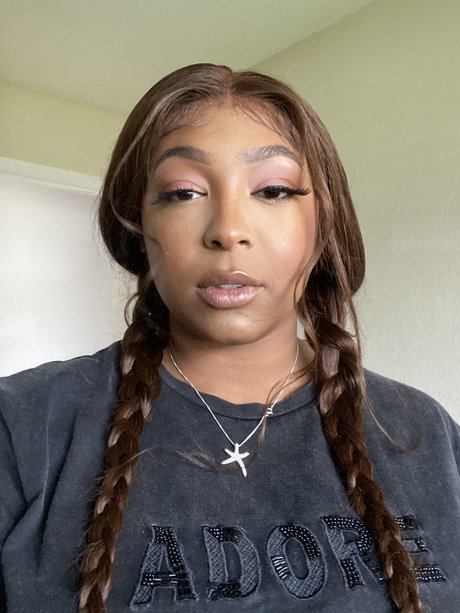 Rachel Raxxx Vault onlyfans boobs