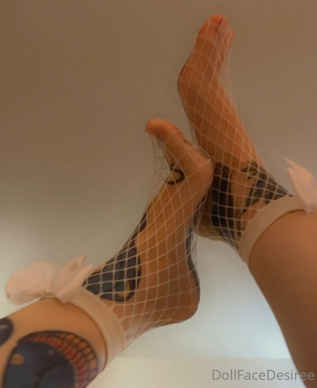 DollFaceDesy naked onlyfans pics