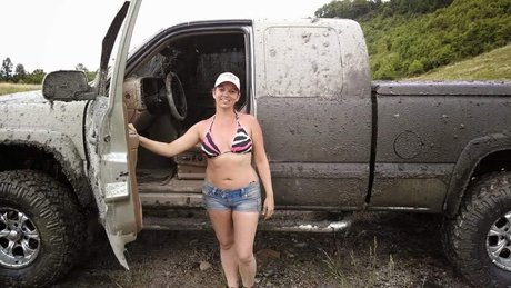 Angela Tucker leaked porn onlyfans