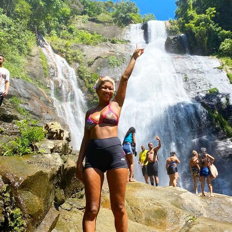 Adriele Oliveira onlyfans naked