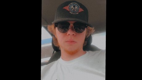 Daniel Sanford onlyfans pictures