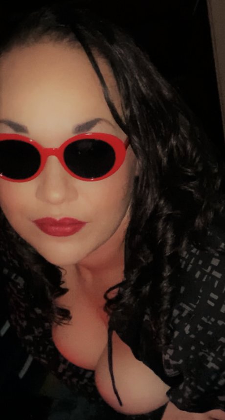 Naturally Peachy free only fans