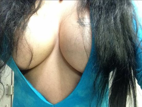 Raven40DD onlyfans sextape leak