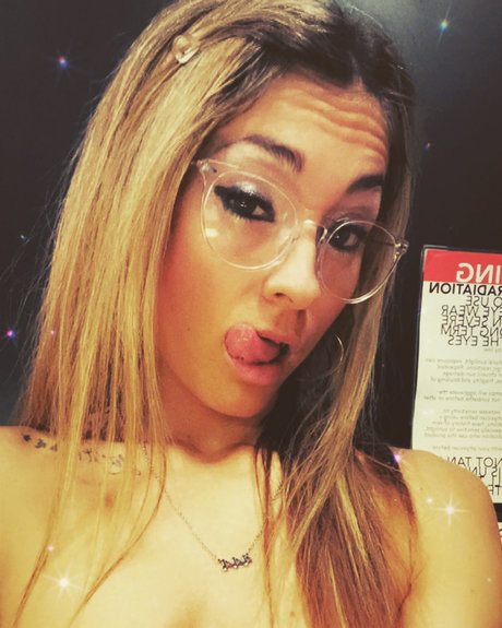 Kinkybabe naked only fans