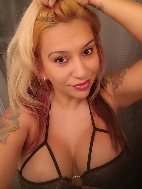 Cherry Bond only fans porn