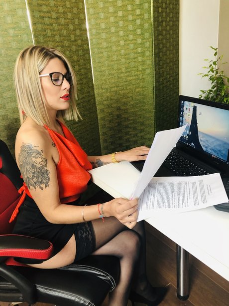 Natyniklos2 onlyfans leaked nude