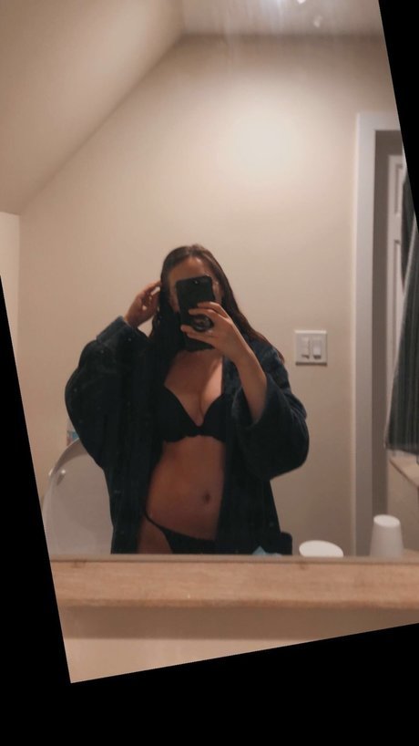 Reese Mathews onlyfans sex leak