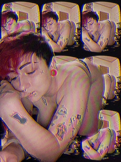 Red Valentine naked onlyfans