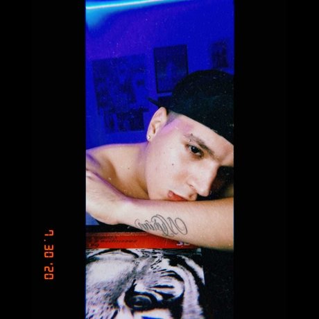 Red Killa Dj onlyfans sexy