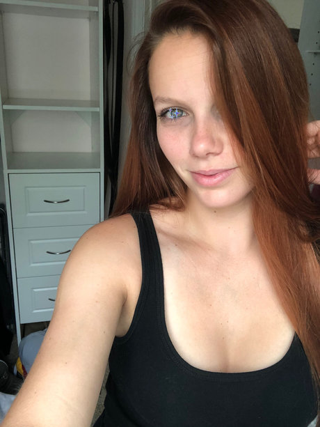 RedheadRoxy onlyfans leak naked