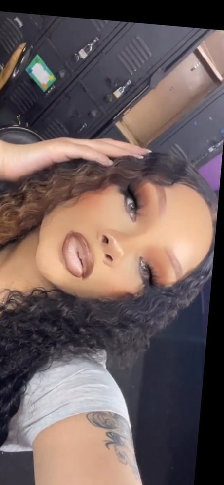 Spoil Barbie onlyfans nude pics