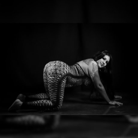 Rosa Nava onlyfans model images