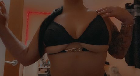 rosalie nudes onlyfans leak