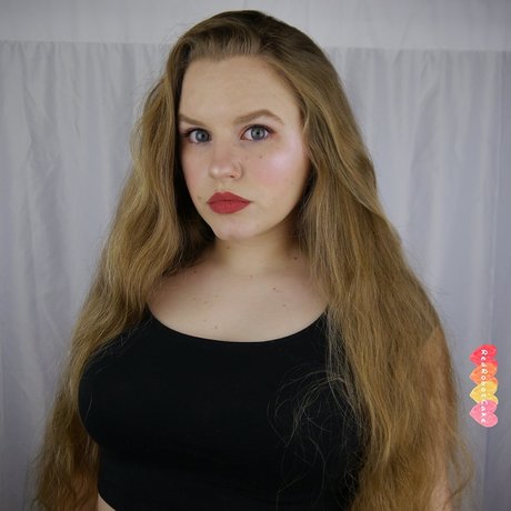 RedRobotCake onlyfans leaks