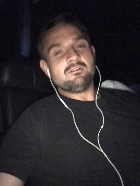 Robert King strip onlyfans